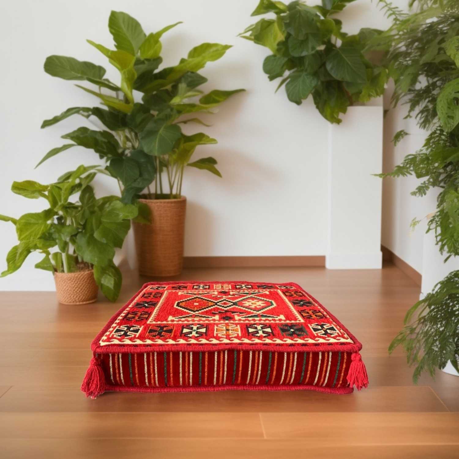 ANATOLIA 50 x 50 cm Kilim Floor Cushion Cover