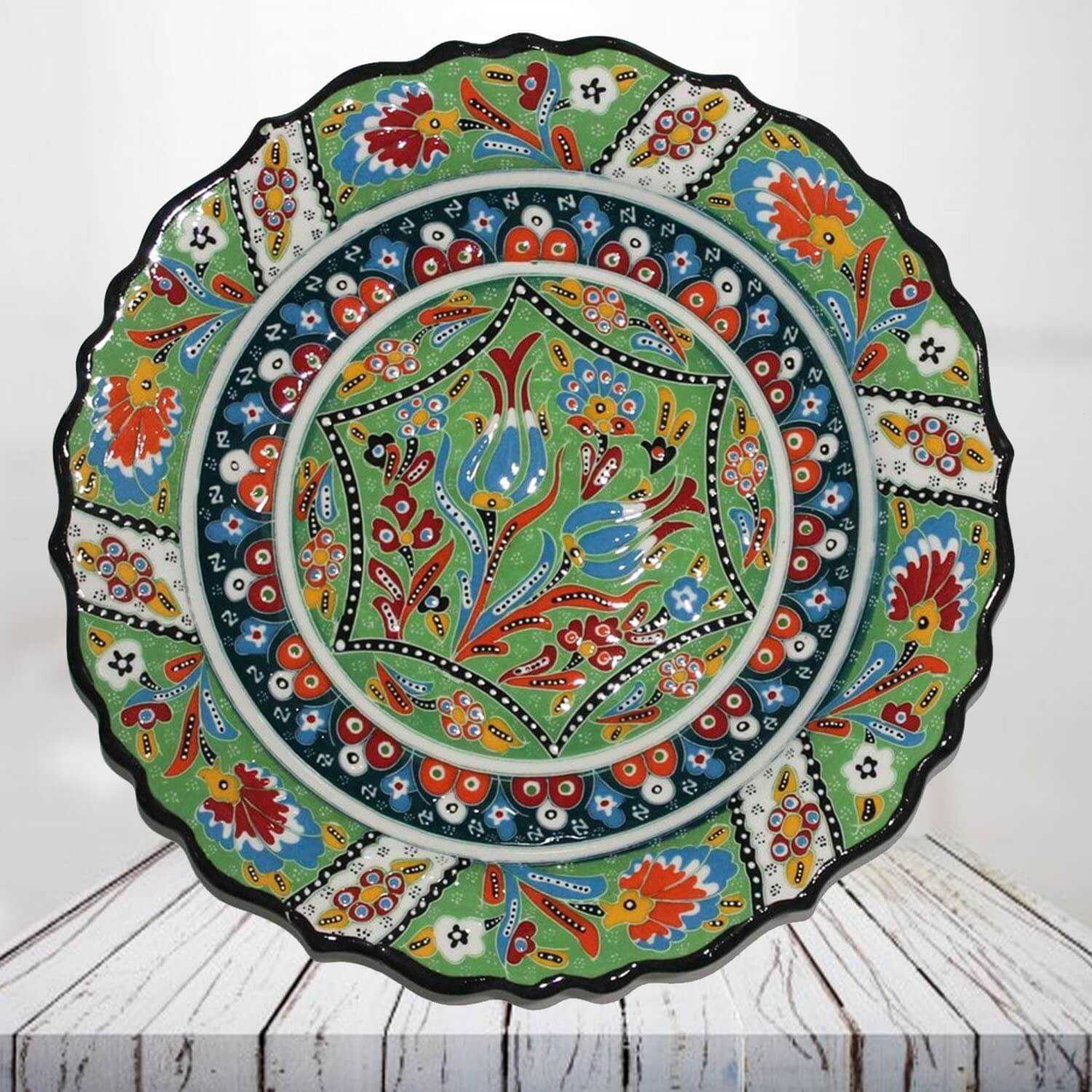 Handpainted 30 cm light green ceramic plate - SHI_CP3014 Handpainted 30 cm light green ceramic plate - SHI_CP3014