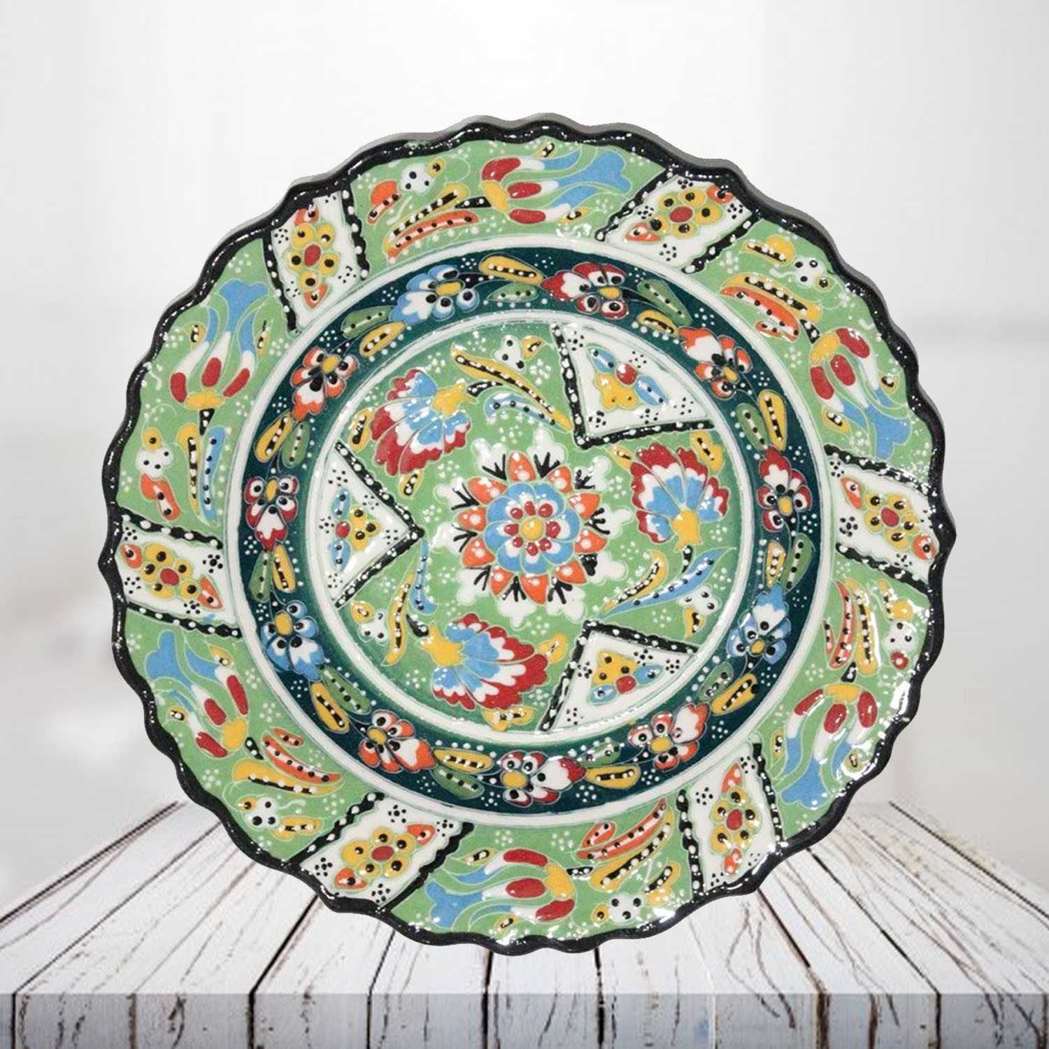 Handpainted 25 cm light green ceramic plate - SHI_CP2501