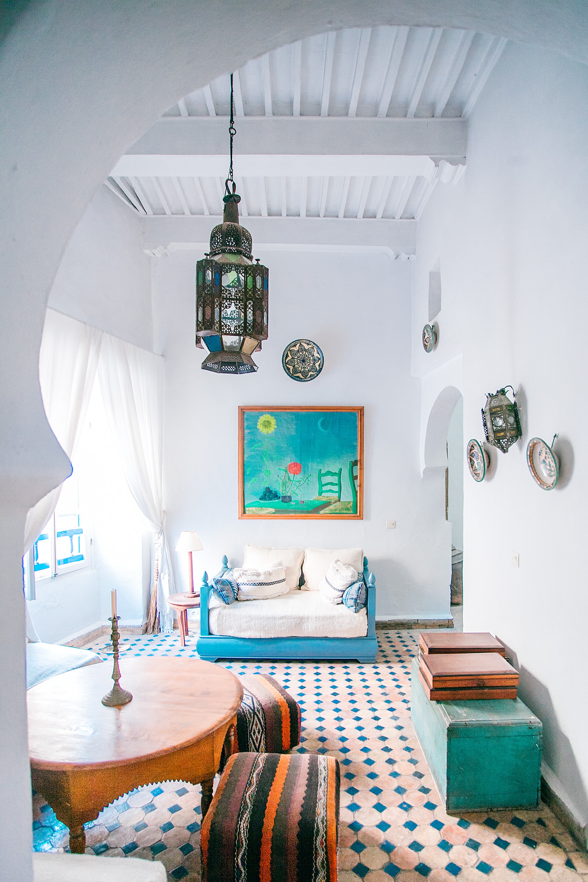 Colourful, accorded to local weather, touchable details in Moroccan interior